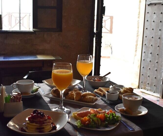 בית מלון כפרי S.nikolis  Historic Boutique