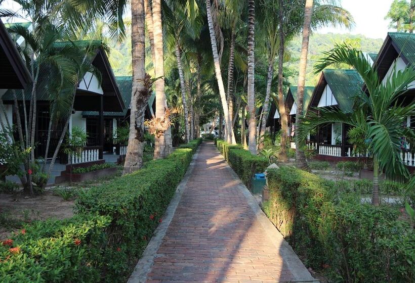 Отель Southern Lanta Resort