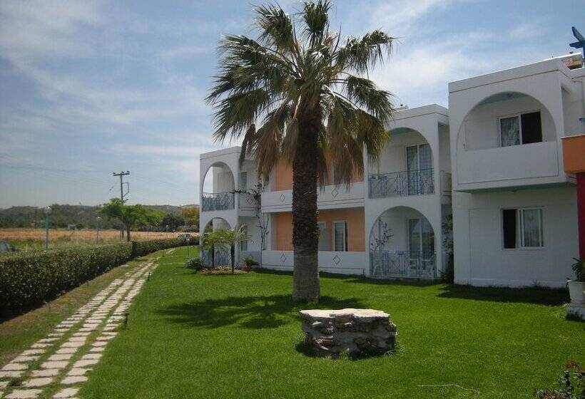 בית מלון כפרי Summer Dream