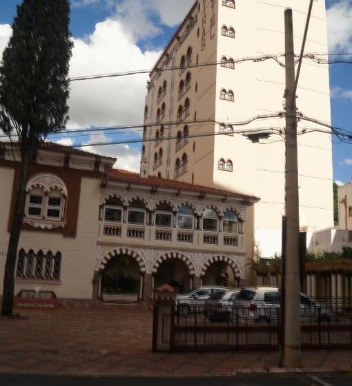 酒店 Tamareiras Park