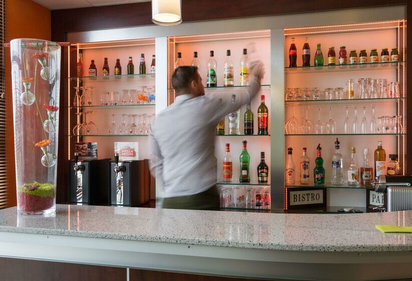 호텔 The Originals Boutique, Actuel Hôtel, Saintetienne Aéroport