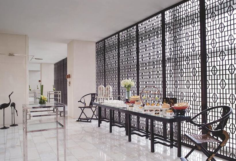 Отель The Ritzcarlton Beijing, Financial Street
