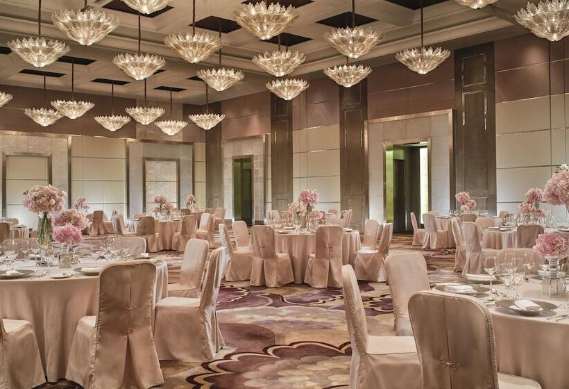 Отель The Ritzcarlton Beijing, Financial Street