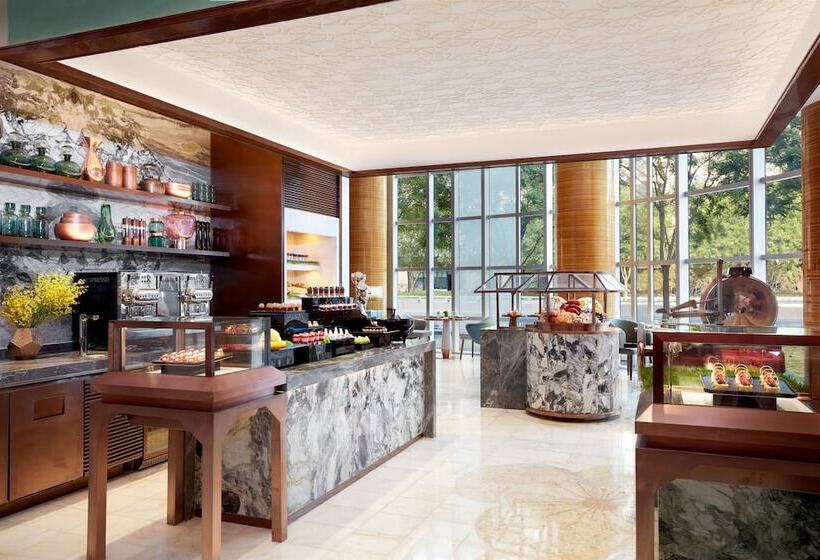 Отель The Ritzcarlton Beijing, Financial Street