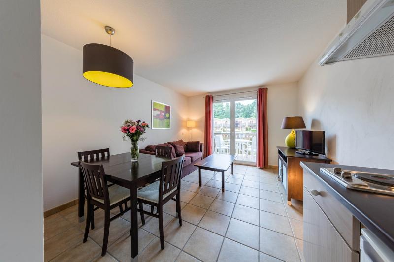 בית מלון כפרי Vacanceole  Le Domaine Du Golf D Albret