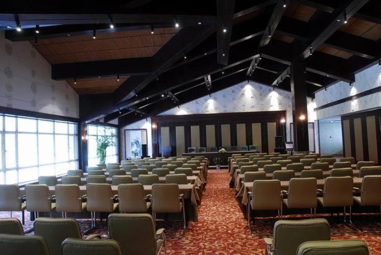 فندق Westlake Hillview International