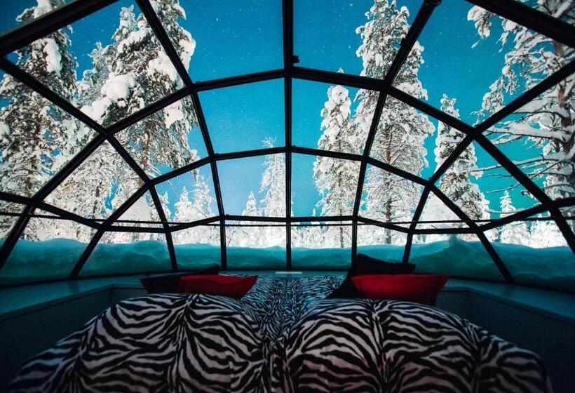 Kakslauttanen Arctic Resort   Igloos And Chalets