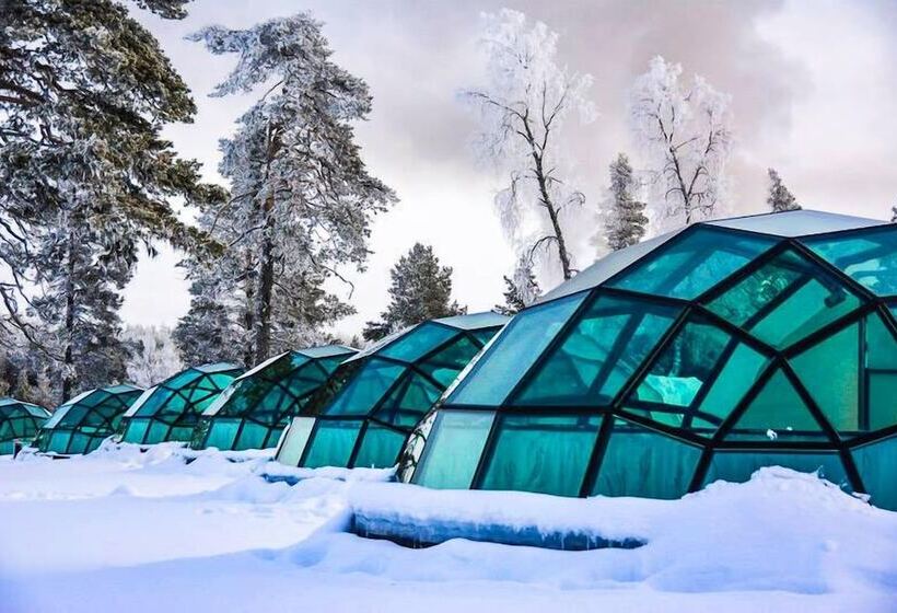 Kakslauttanen Arctic Resort   Igloos And Chalets