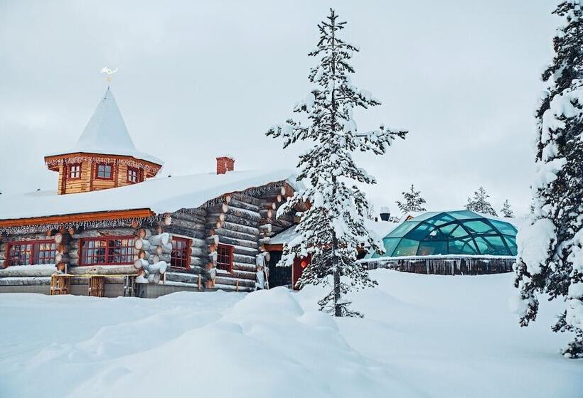 Kakslauttanen Arctic Resort   Igloos And Chalets