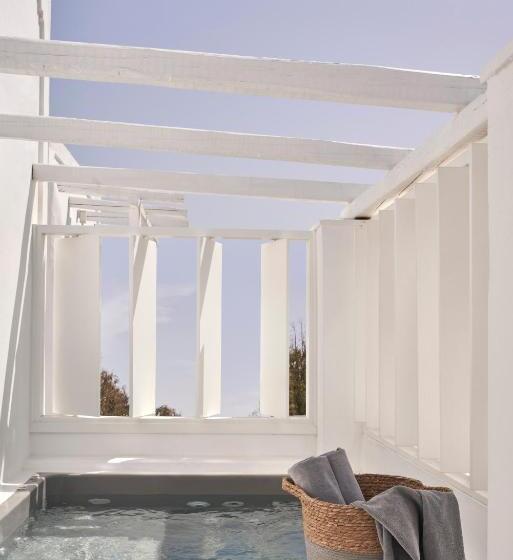 Loizos Stylish Residences