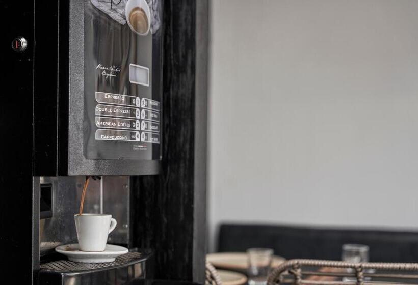 Loizos Stylish Residences