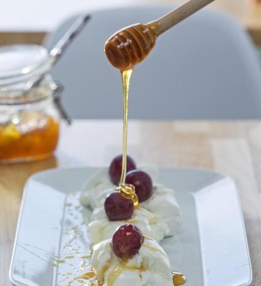 Loizos Stylish Residences