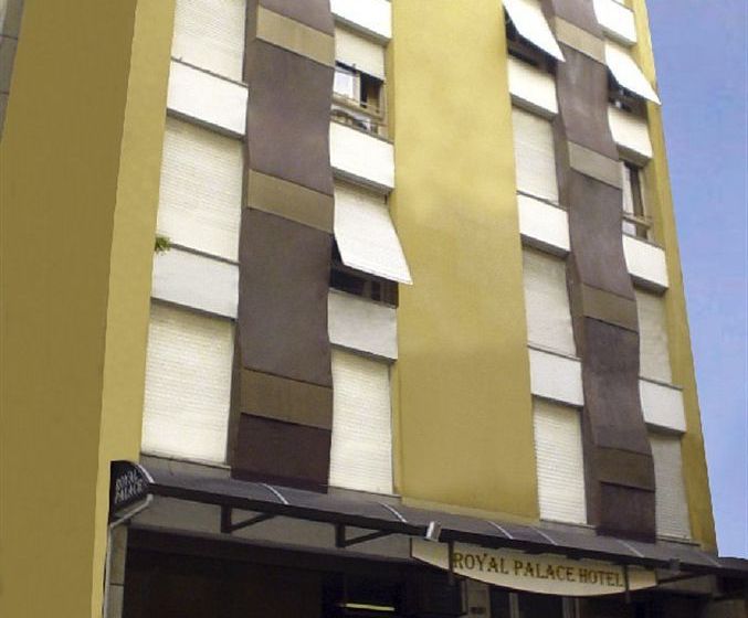 Royal Palace Hotel