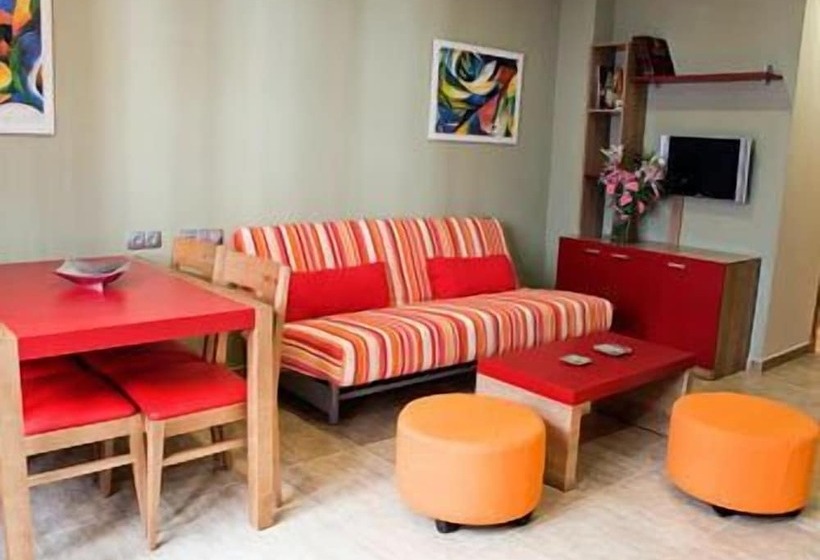 Y Apartamentos Conilsol