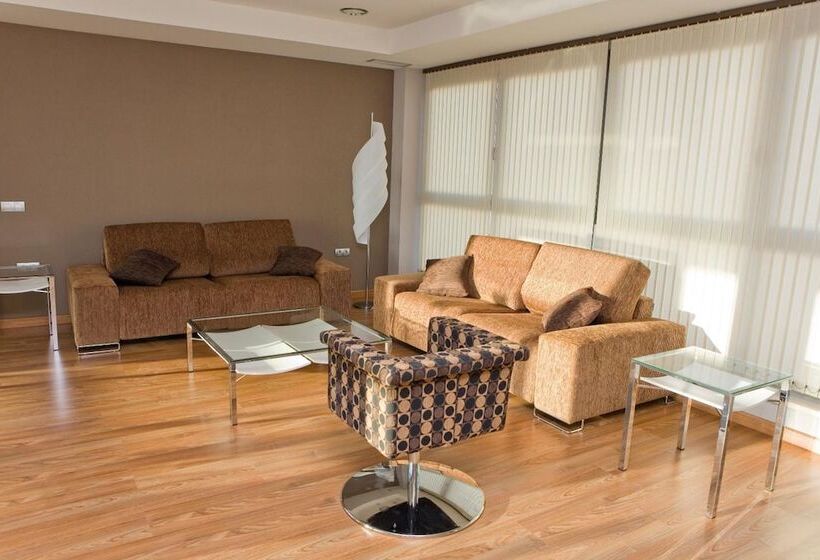 Y Apartamentos Conilsol