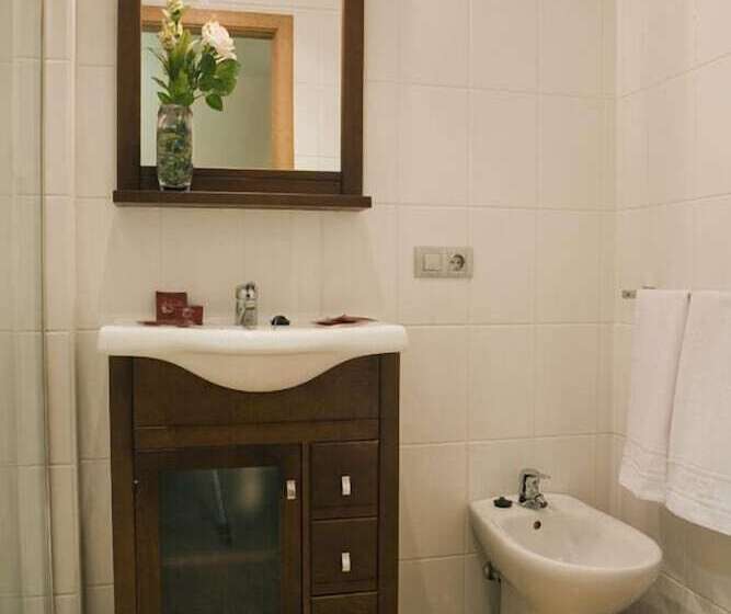 Y Apartamentos Conilsol