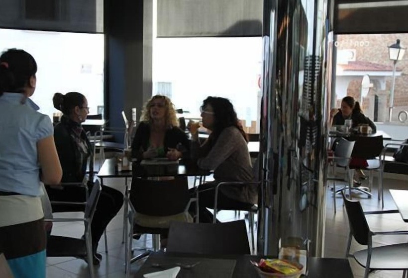 Y Apartamentos Conilsol