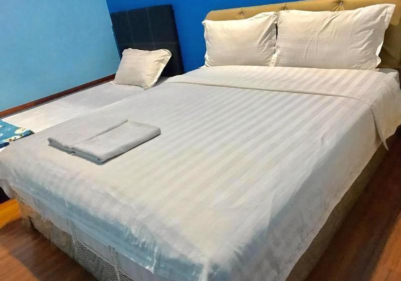 ホテル Alpha Inn Ranau Sabah