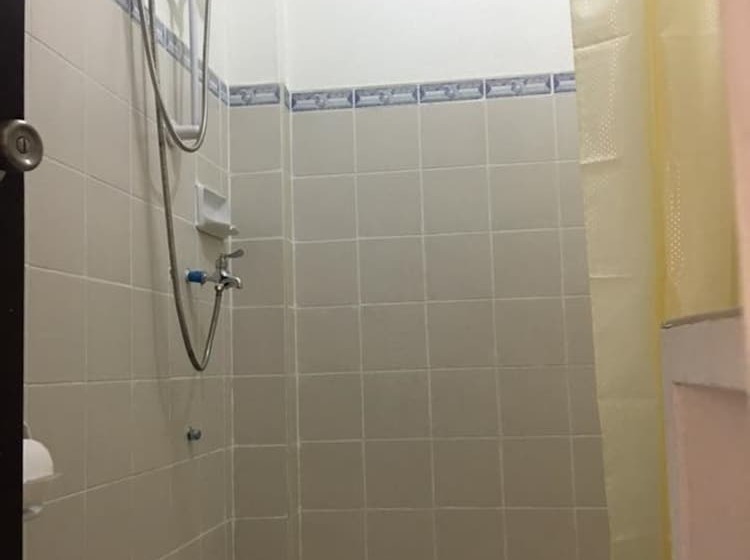 هتل Av Seven Resort