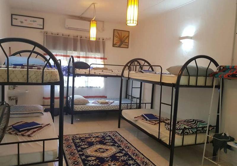 فندق Bobi's Cafe & Lodge Cenang Beach