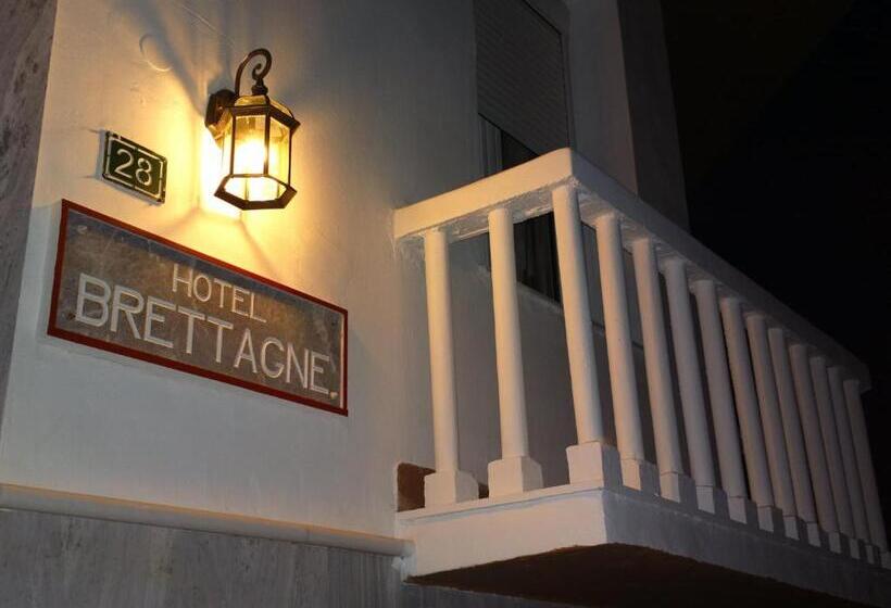 Отель Bretagne