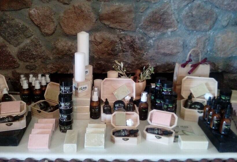 Отель Cavo Petra