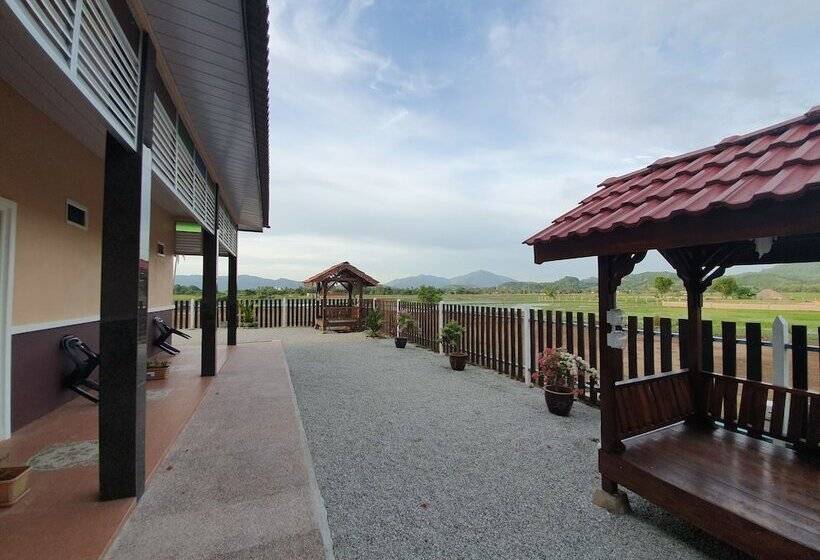 هتل D Village Cottage