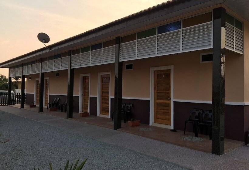 ホテル D Village Cottage