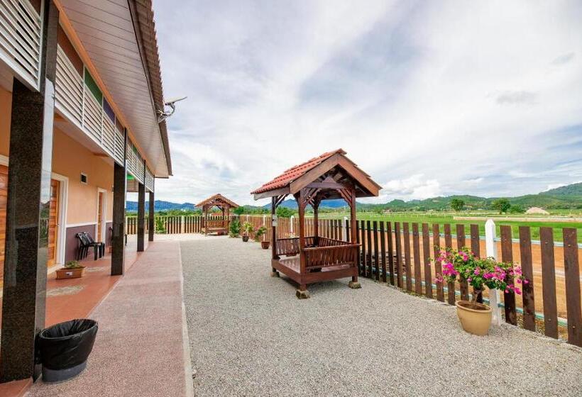 فندق D Village Cottage