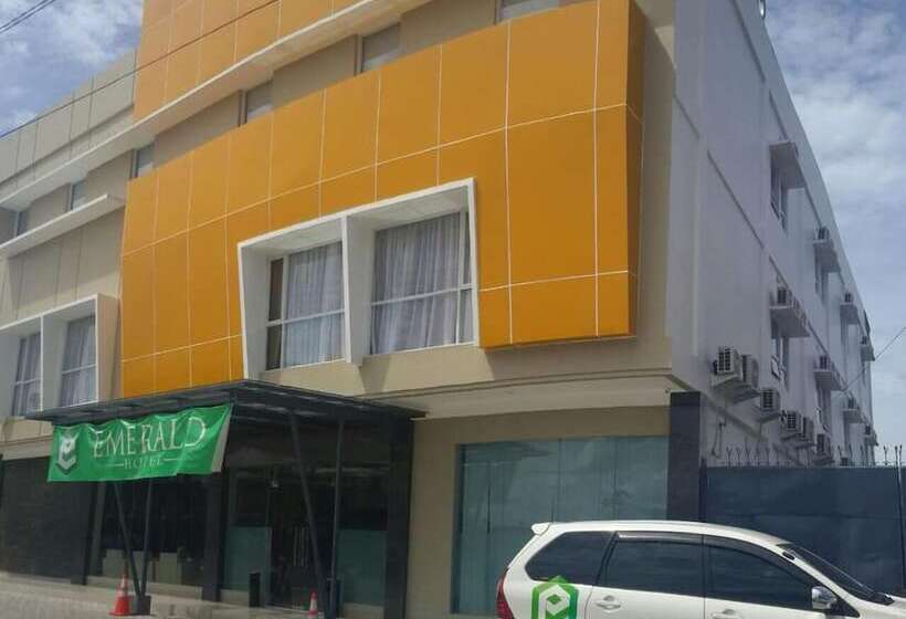 هتل Emerald
