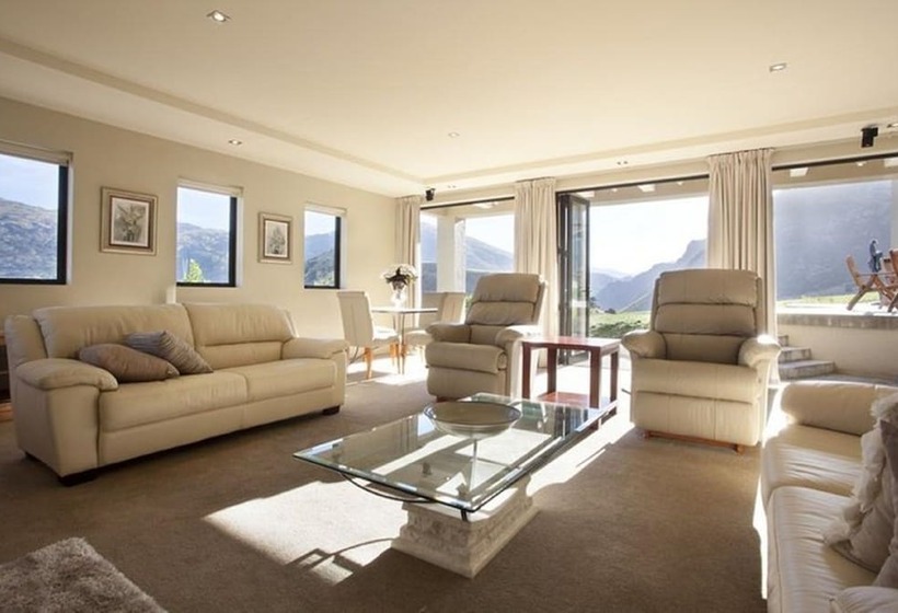 فندق Gibbston House Boutique B&b