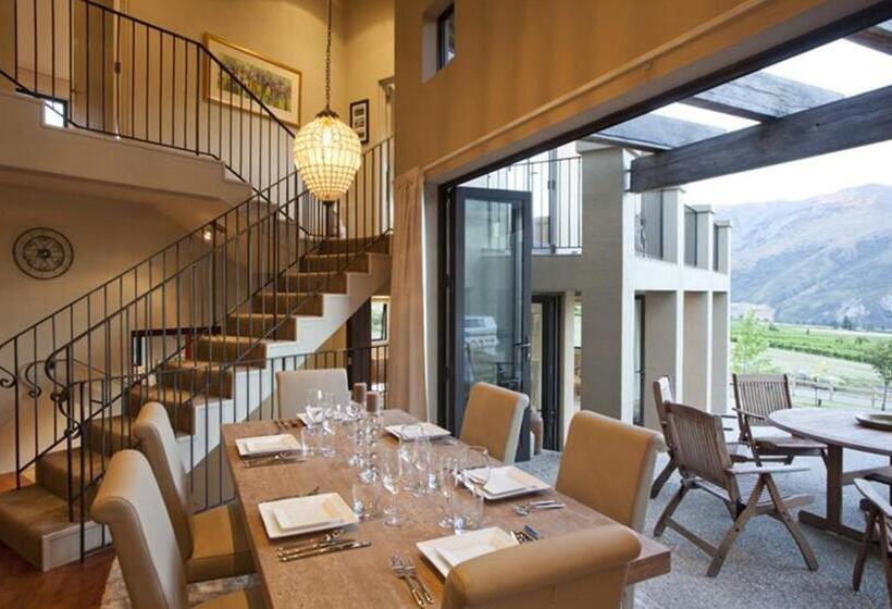 فندق Gibbston House Boutique B&b