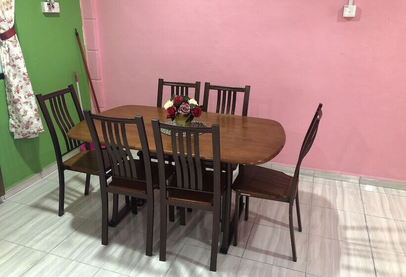 בית מלון כפרי Gm Home & Roomstay Tok Bali   Hostel