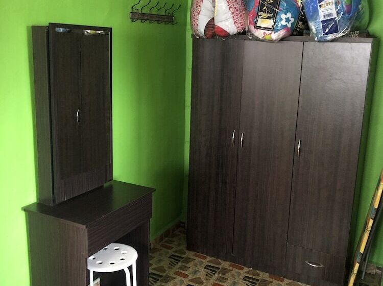 בית מלון כפרי Gm Home & Roomstay Tok Bali   Hostel