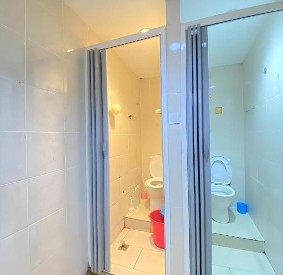 בית מלון כפרי H2 Segama Backpacker