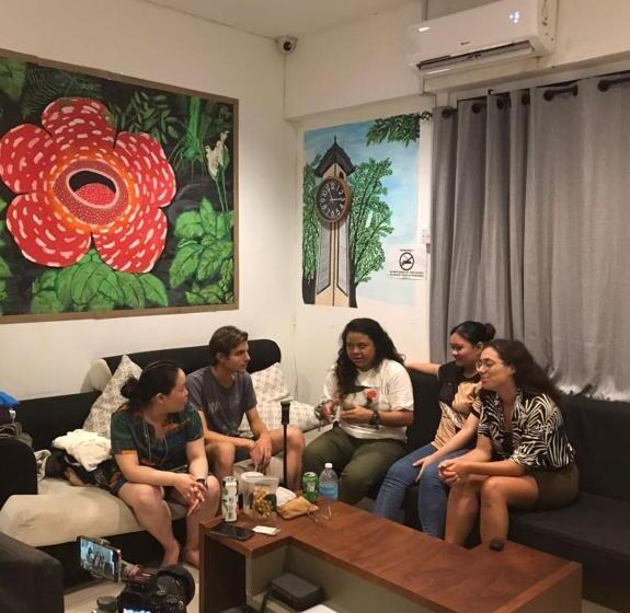 호텔 H2 Segama Backpacker