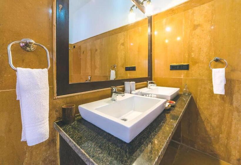 Отель Heritage House