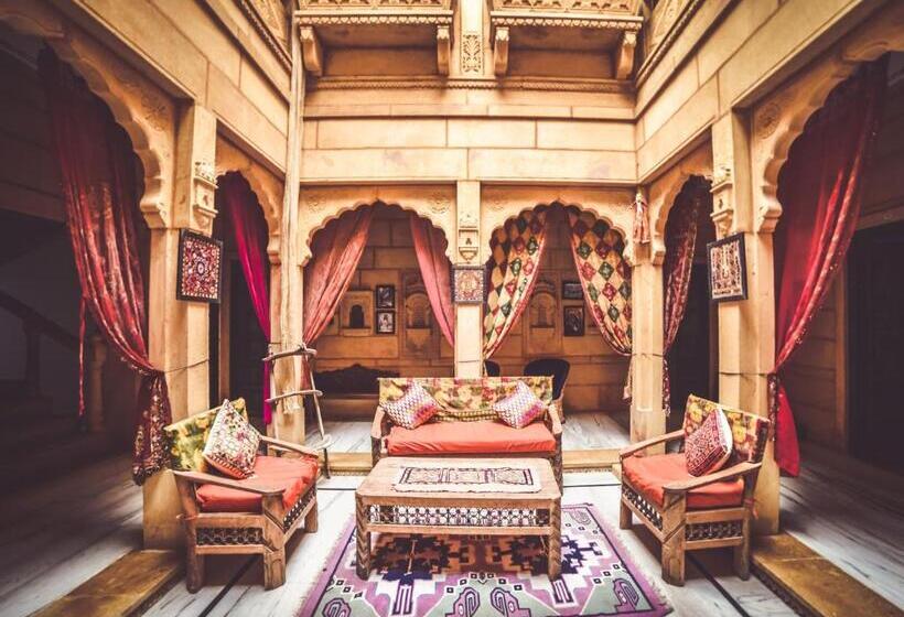 Отель Heritage House