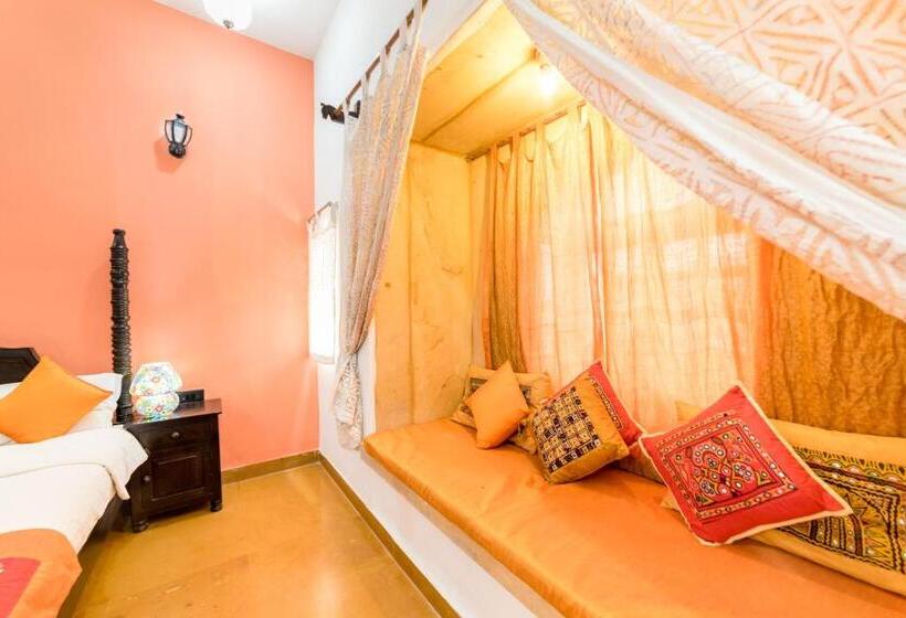 Отель Heritage House