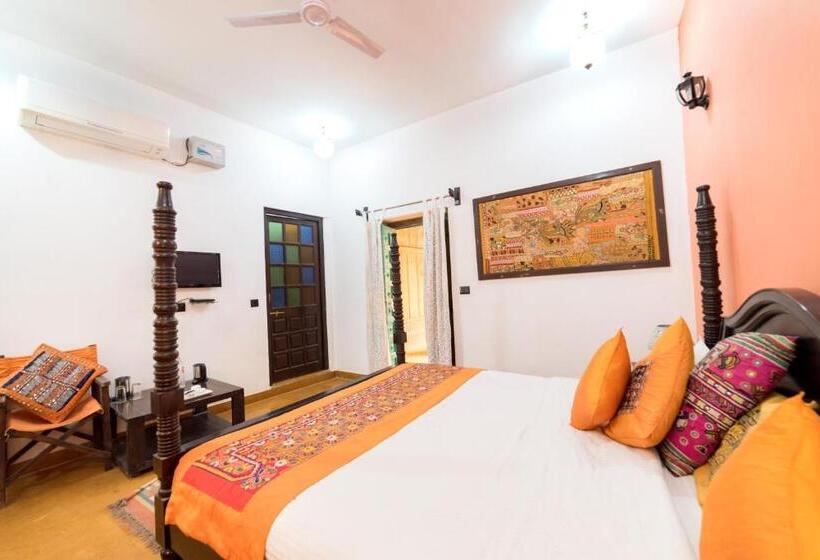 Отель Heritage House