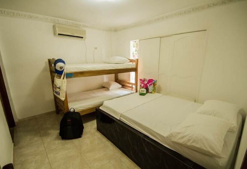 בית מלון כפרי Hostal Parma