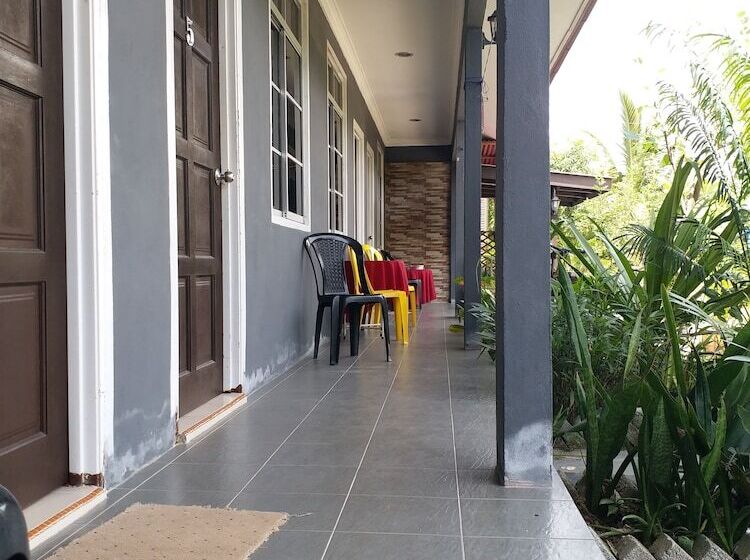 בית מלון כפרי Idaman Guest House