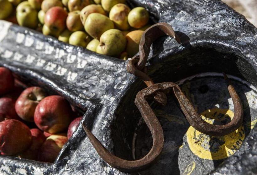 فندق Kalderimi Country House