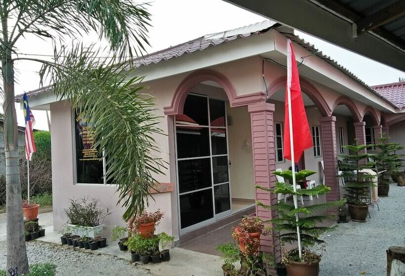 호텔 Kampung Guest House   Hostel