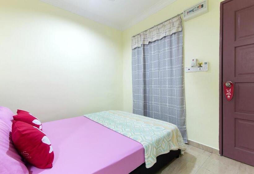 هتل Kampung Guest House   Hostel