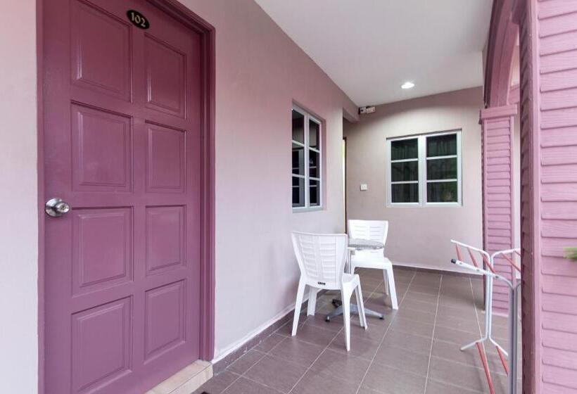 호텔 Kampung Guest House   Hostel