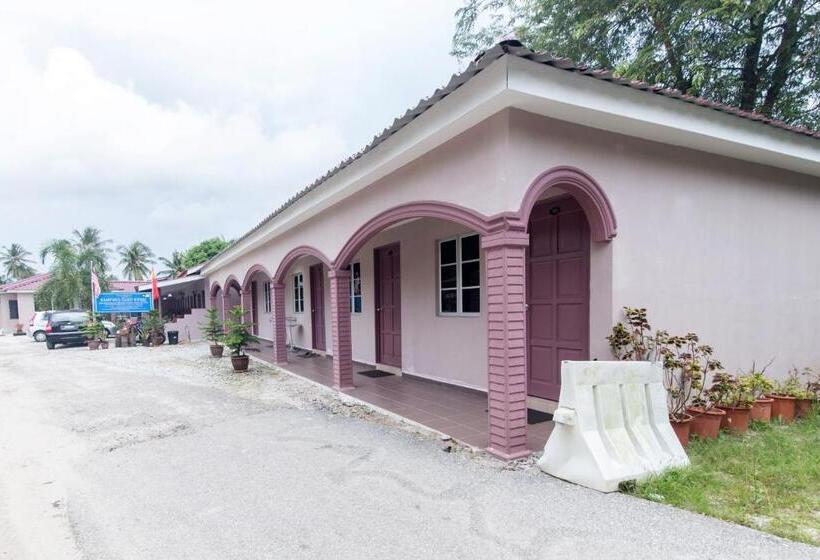 هتل Kampung Guest House   Hostel