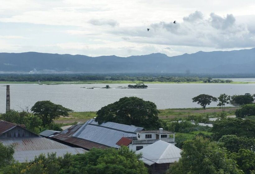 هتل Km Kwanphayao