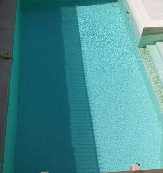 ホテル L Ours Des Corbières   Chambres D Hôtes