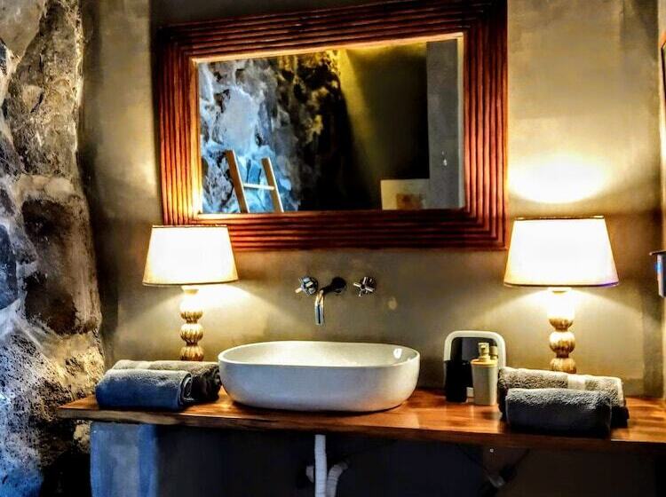 هتل Les Terrasses Suites
